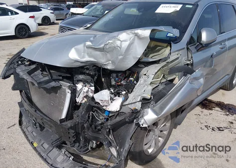 2020 Hyundai Santa Fe Sel z USA, uszkodzony, nr VIN 5NMS33AD6LH233159